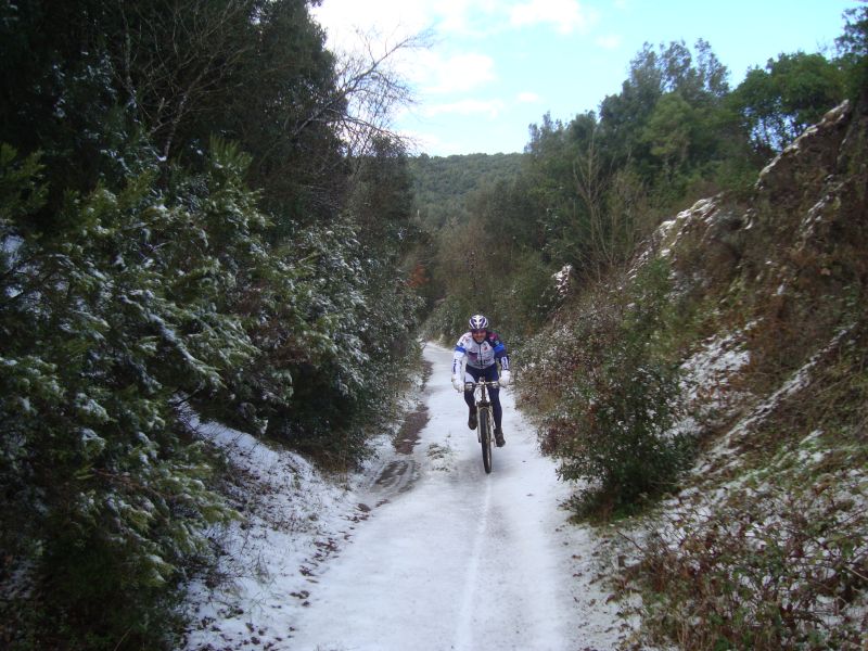 gal/2010/12 - Autunno Inverno 2010 - Le escursioni in MTB/Neve 18-19 dicembre/DSC08668.JPG